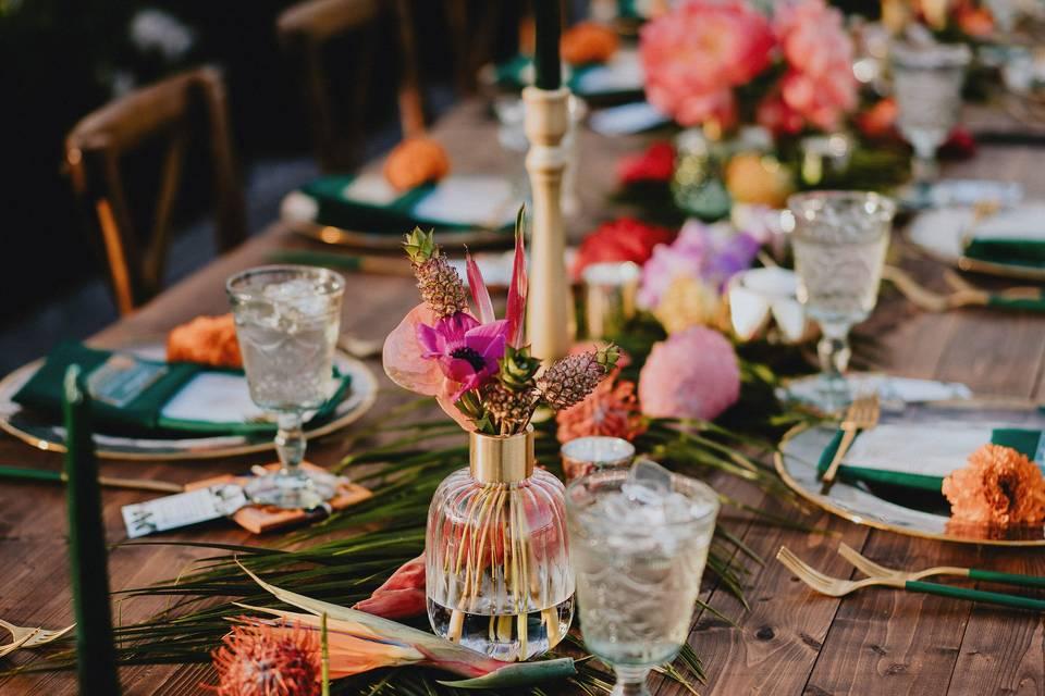 Coral tropical green wedding flowers
