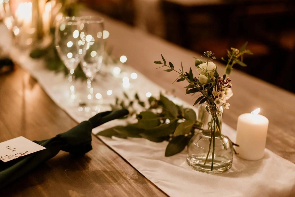 DIY budget friendly micro wedding tablescape