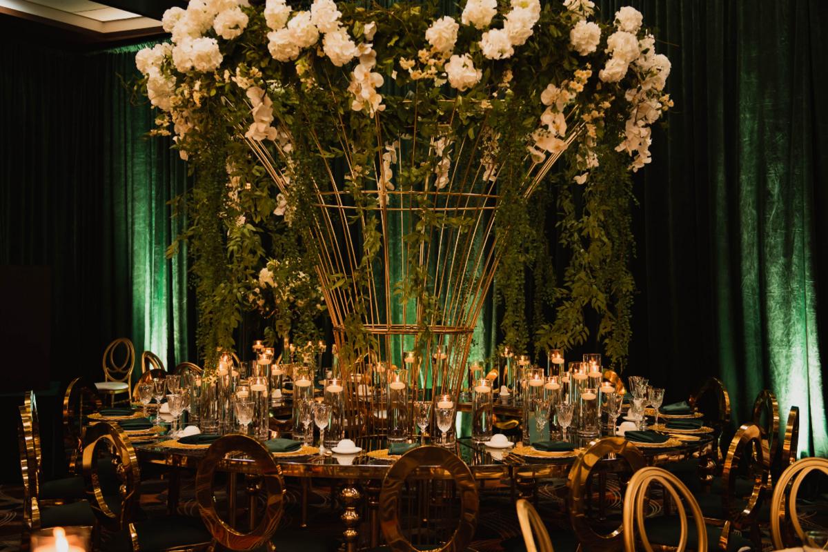 emerald gold wedding reception