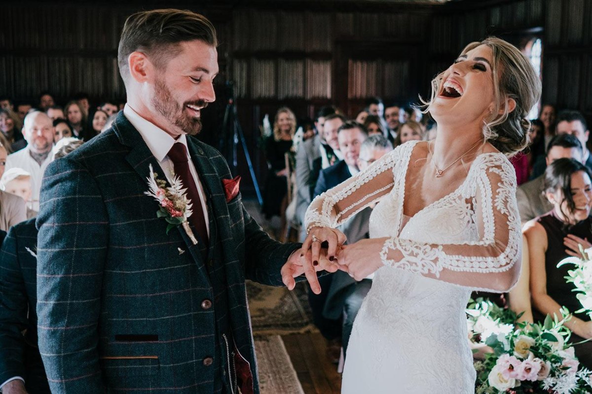 Funny Wedding Vows Examples for a Heartfelt Laugh Today