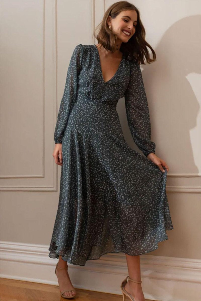 Long sleeve spring wedding dress