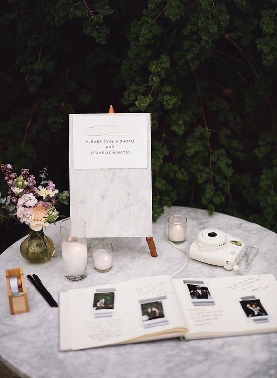 Wedding guest message station