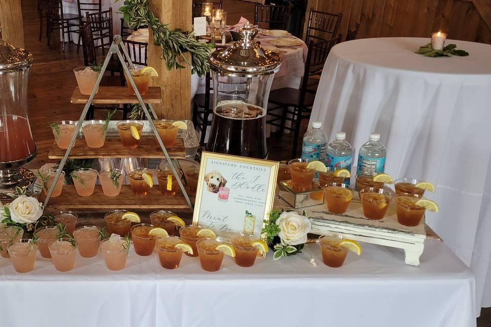 Signature drinks wedding reception bar