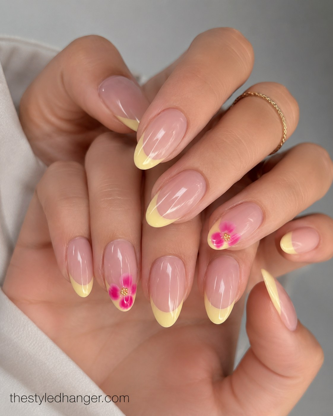 8 Summer Nail Colors For Dark Skin That Steal The Show